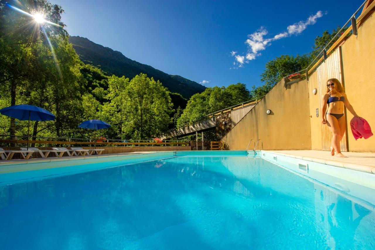 Village Vacances De Marc Auzat Ngoại thất bức ảnh