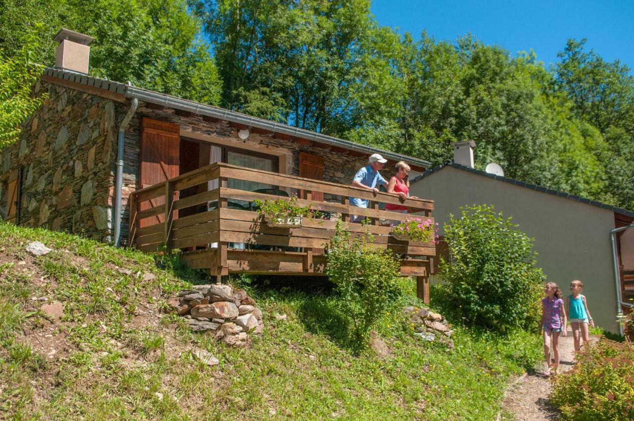 Village Vacances De Marc Auzat Ngoại thất bức ảnh
